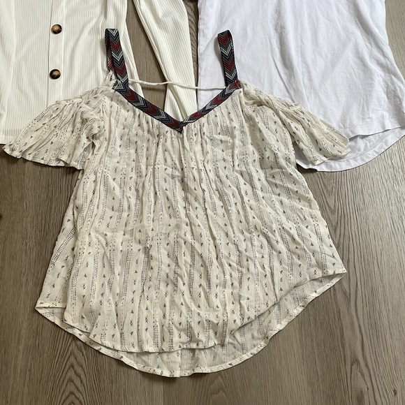 Blouse bundle - Picture 4 of 4